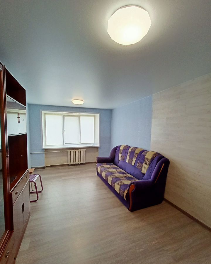 комната г Череповец р-н Индустриальный ул Металлургов 53 фото 1