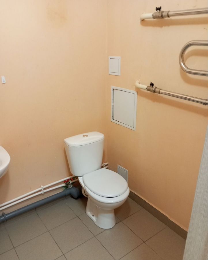 квартира г Красноярск р-н Октябрьский ул Калинина 175в фото 4