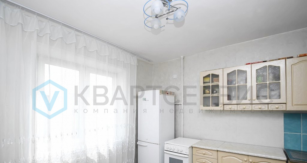 квартира г Омск Заозёрный ул Заозерная 40 фото 1