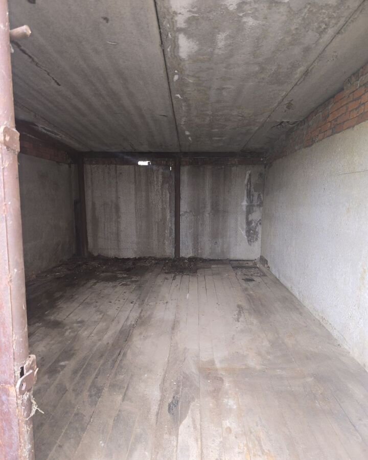 гараж г Урай ул Сибирская 65 Тюменская обл. фото 1