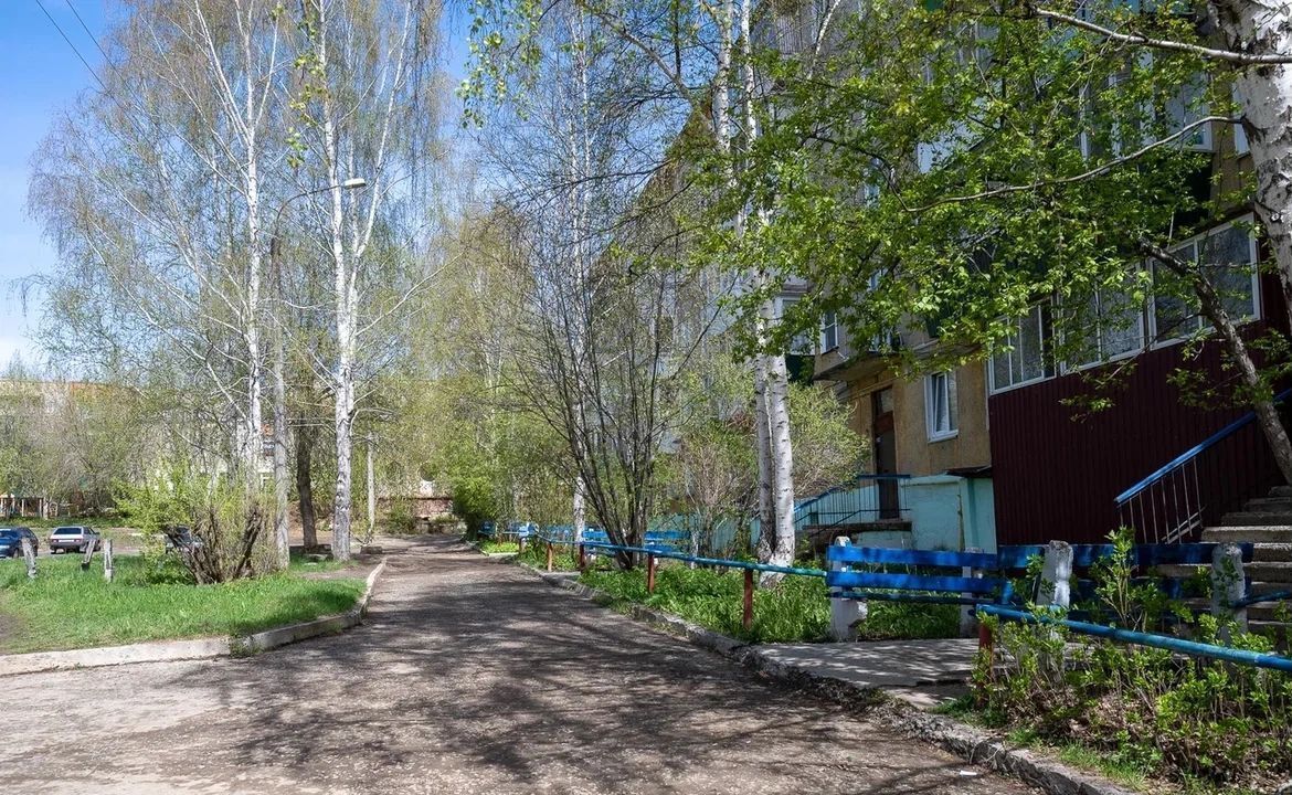 квартира г Верхний Уфалей ул Бабикова 74б Верхнеуфалейский г. о. фото 1