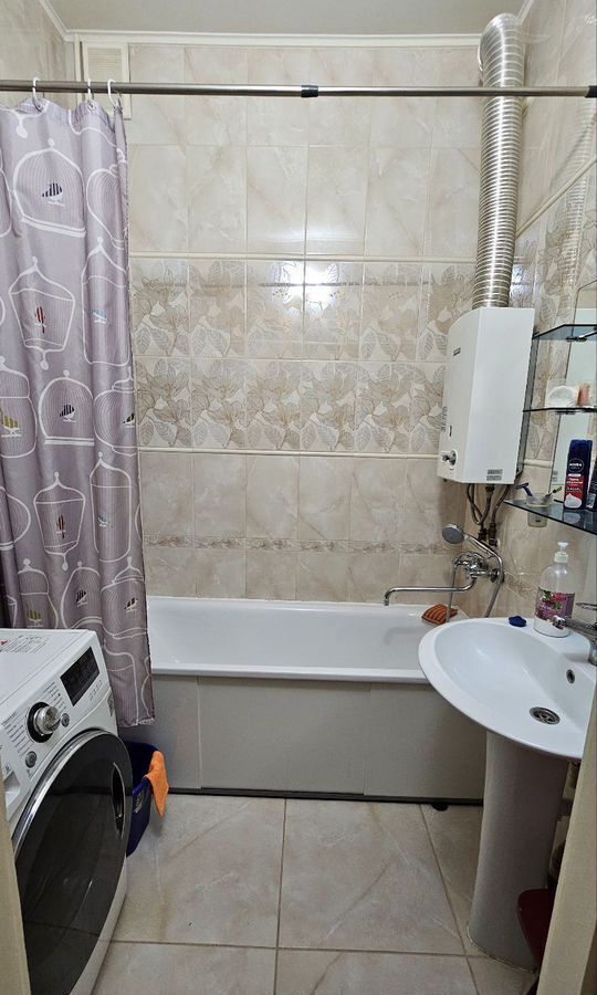 квартира г Волгоград р-н Тракторозаводский ул им. Шурухина 32 фото 18