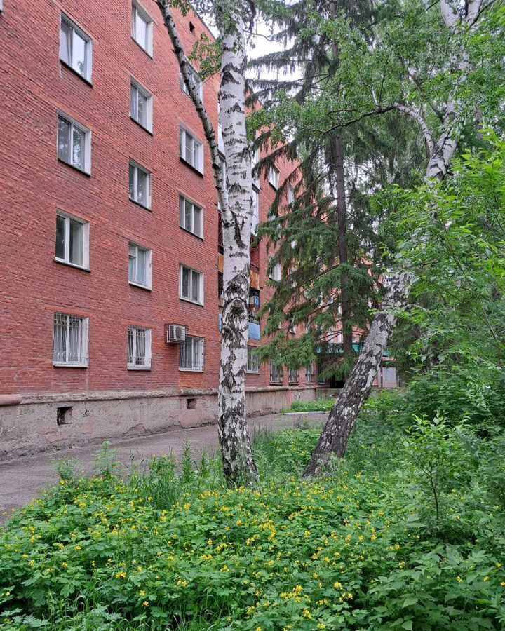 комната г Омск р-н Октябрьский ул 3-я Молодежная 62к/1 фото 1