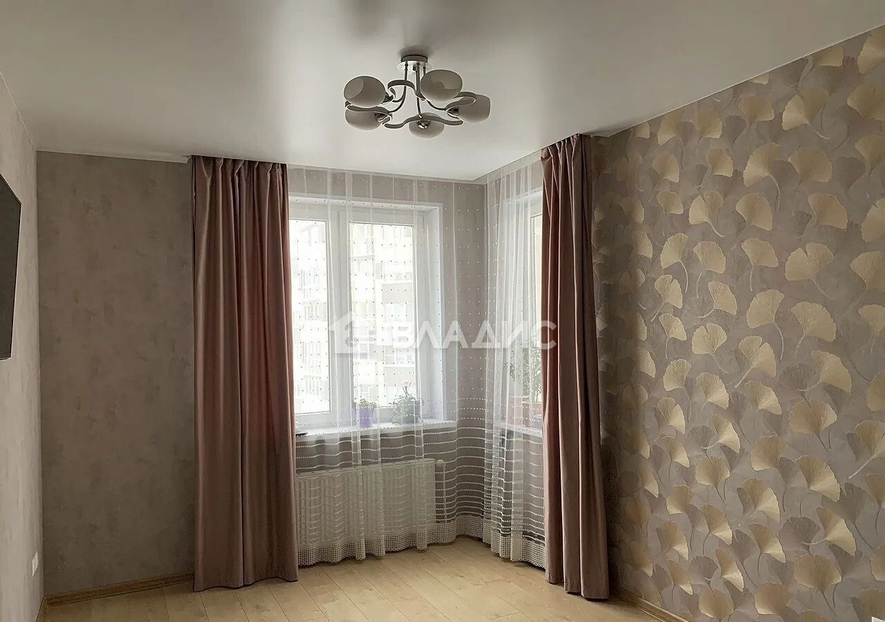 квартира г Нижний Новгород Горьковская ул Маршала Баграмяна 4 фото 2