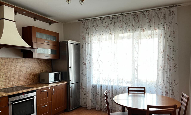 Утренний м-н, Кирова, 99/3 фото