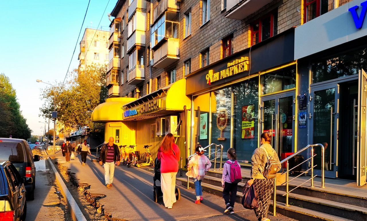 торговое помещение г Москва метро Сходненская б-р Химкинский 13 фото 3