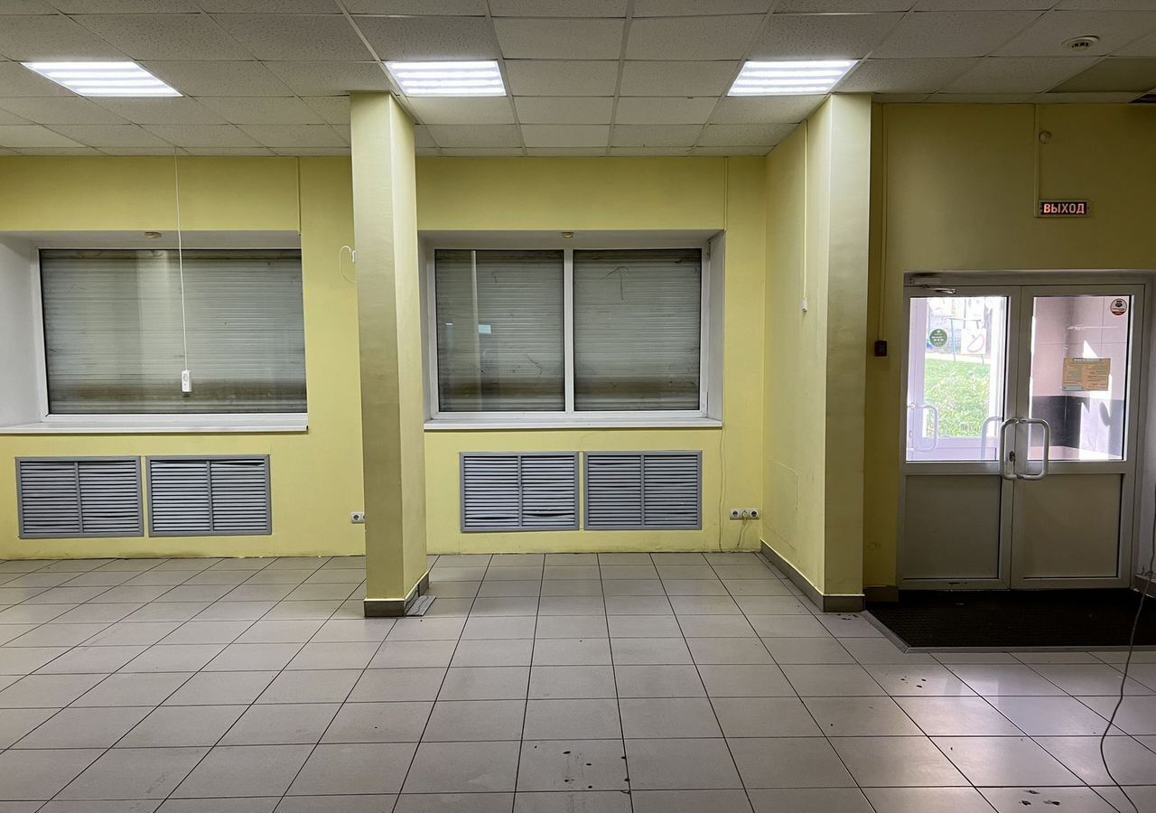 торговое помещение г Ижевск р-н Устиновский ул им Татьяны Барамзиной 62 фото 2