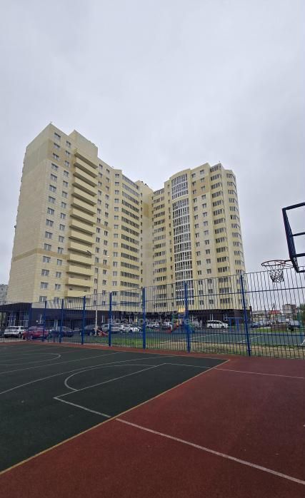 квартира г Омск р-н Октябрьский ул 10-я Рабочая 68 фото 1