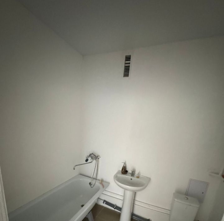 квартира г Красноярск р-н Центральный ш Северное 48а фото 4