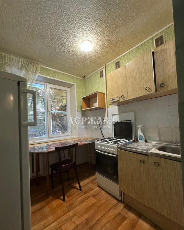 квартира г Старый Оскол мкр-н Интернациональный, 46 фото 3