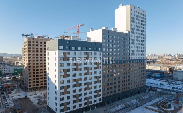 машиноместо р-н Кировский ул Апрельская 9а фото