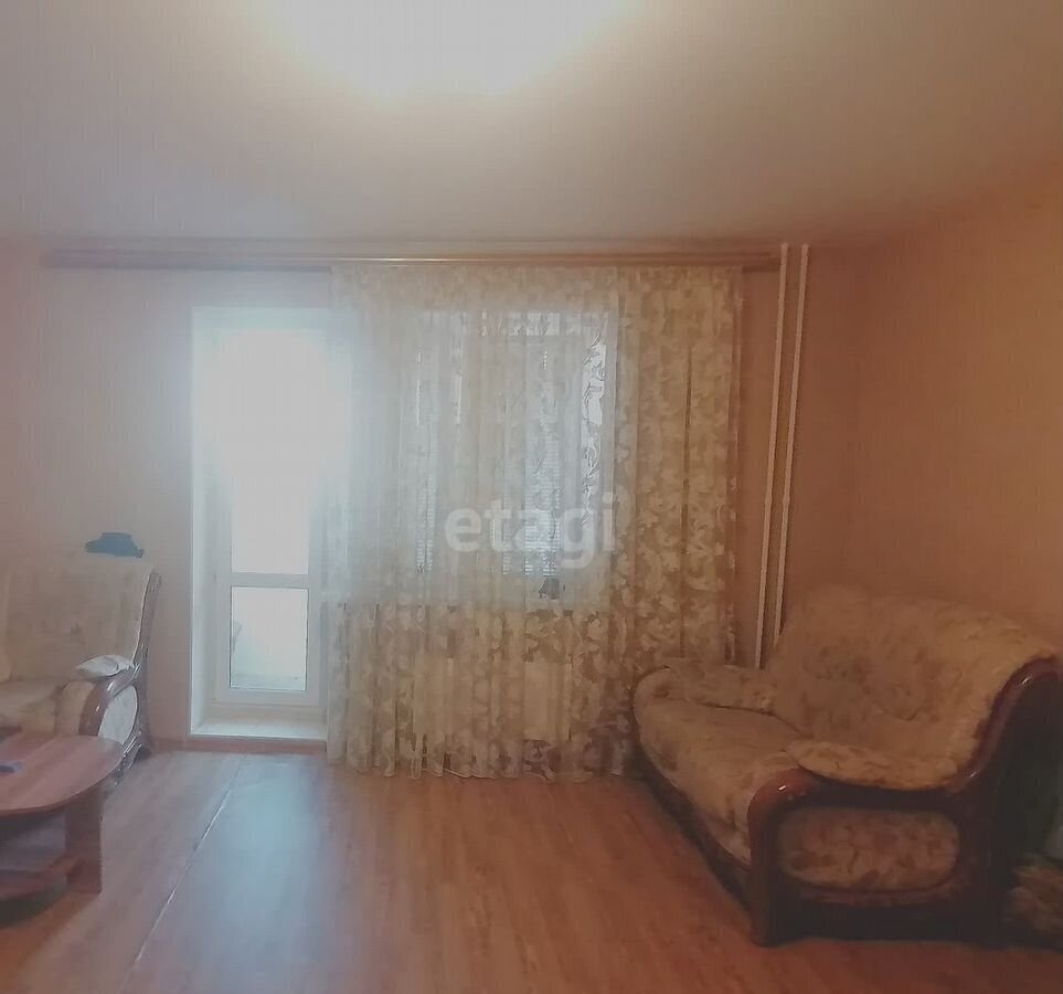 квартира г Тобольск 10-й мкр-н, 74 фото 2