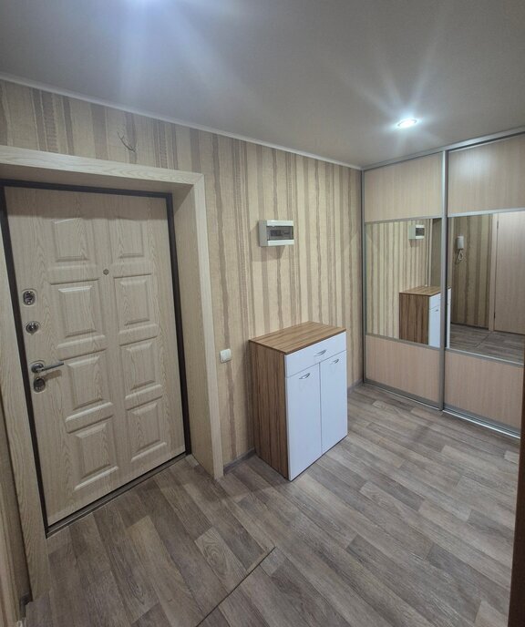 квартира г Саратов улица имени П. Ф. Батавина, 12 фото 11