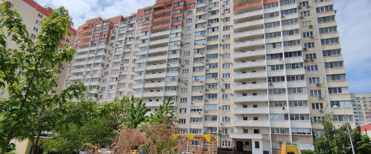 квартира г Краснодар р-н Прикубанский ул Героев-Разведчиков 17 фото 1