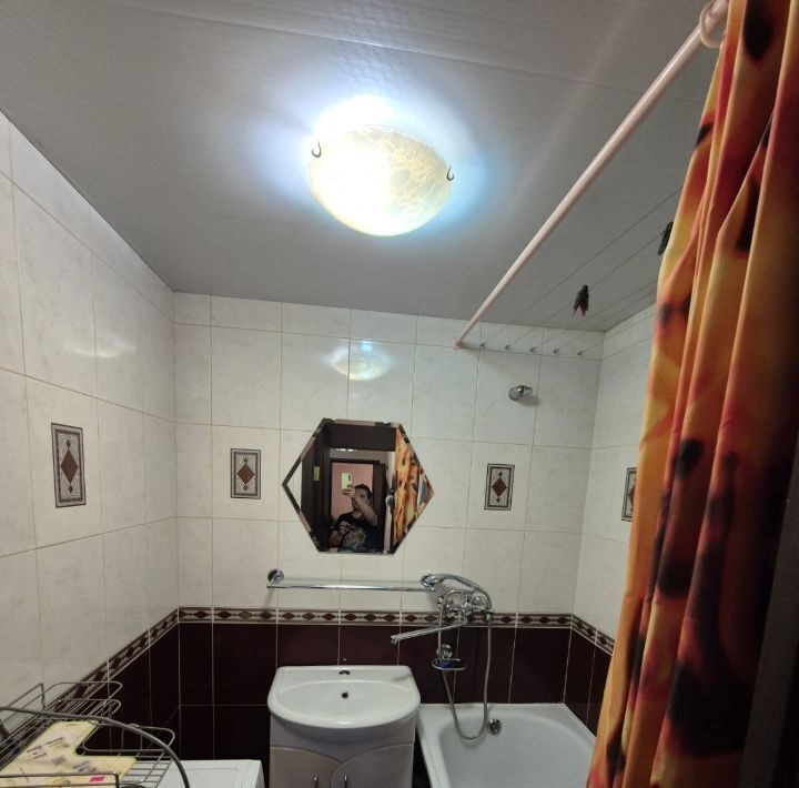 квартира г Саратов р-н Октябрьский ул. Имени В. Г. Клочкова, 52/64 фото 11
