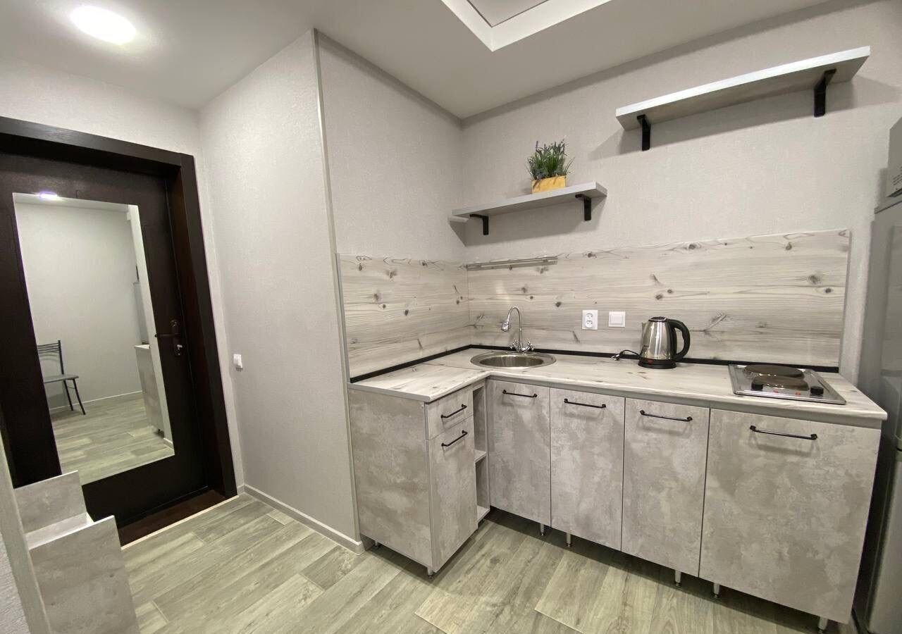 квартира г Бийск АБ район ул Декабристов 25 фото 1