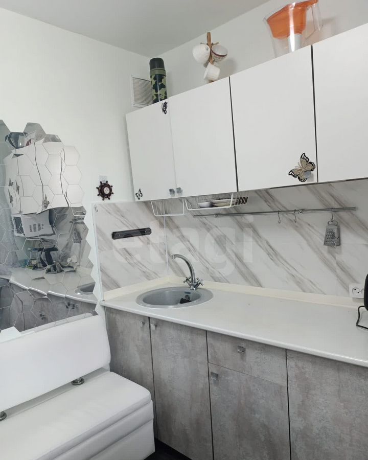 квартира г Комсомольск-на-Амуре 66-й квартал б-р Юности 10к/4 фото 2