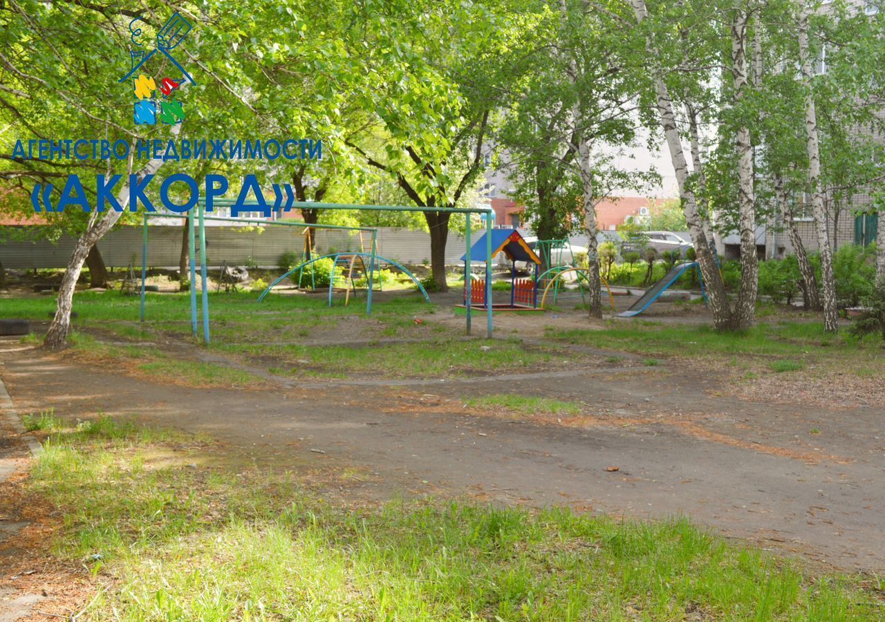 комната г Барнаул р-н Ленинский ул Эмилии Алексеевой 90 фото 14