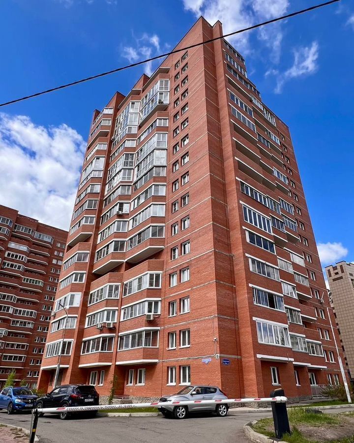 квартира г Красноярск р-н Октябрьский ул Борисова 26а фото 1