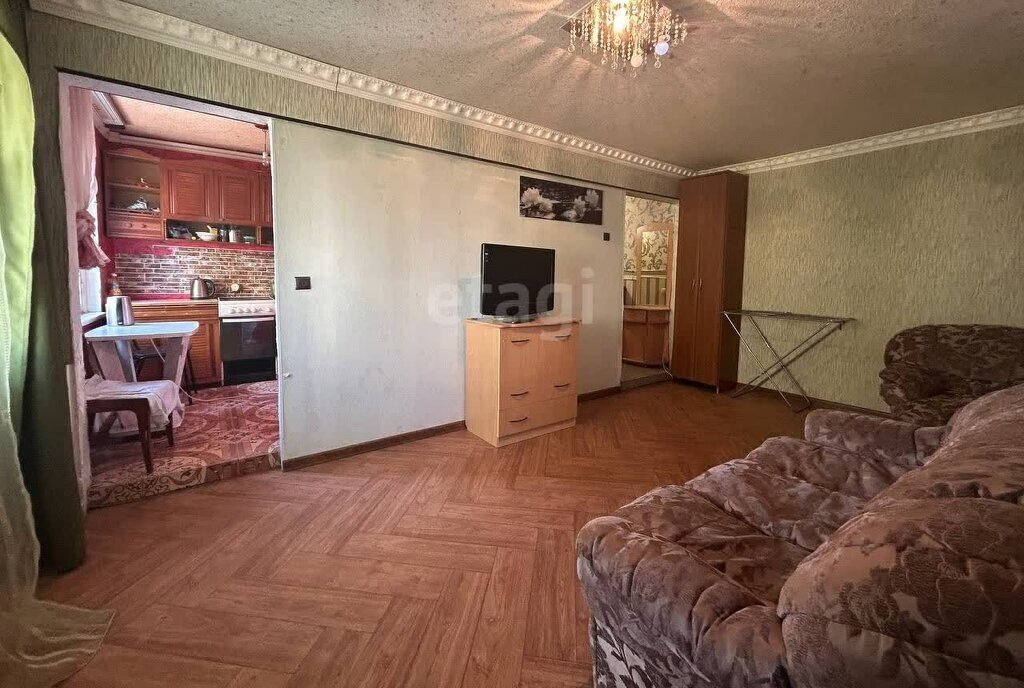 квартира г Тобольск мкр 4 38а фото 9