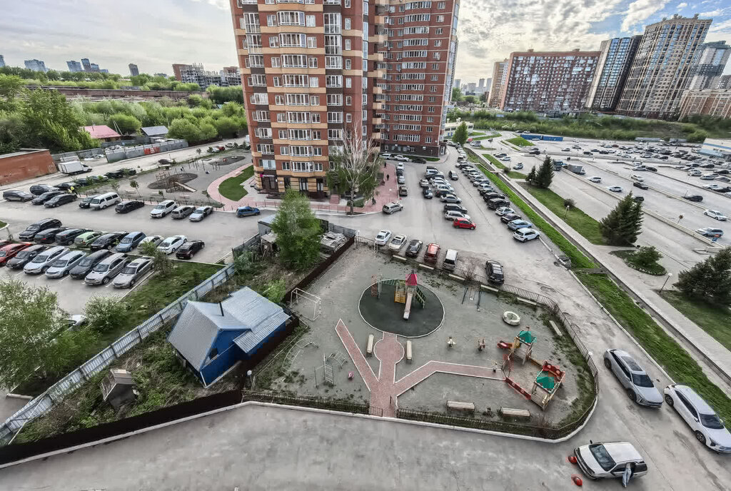 квартира г Новосибирск р-н Октябрьский Золотая Нива ул Михаила Кулагина 35 фото 27