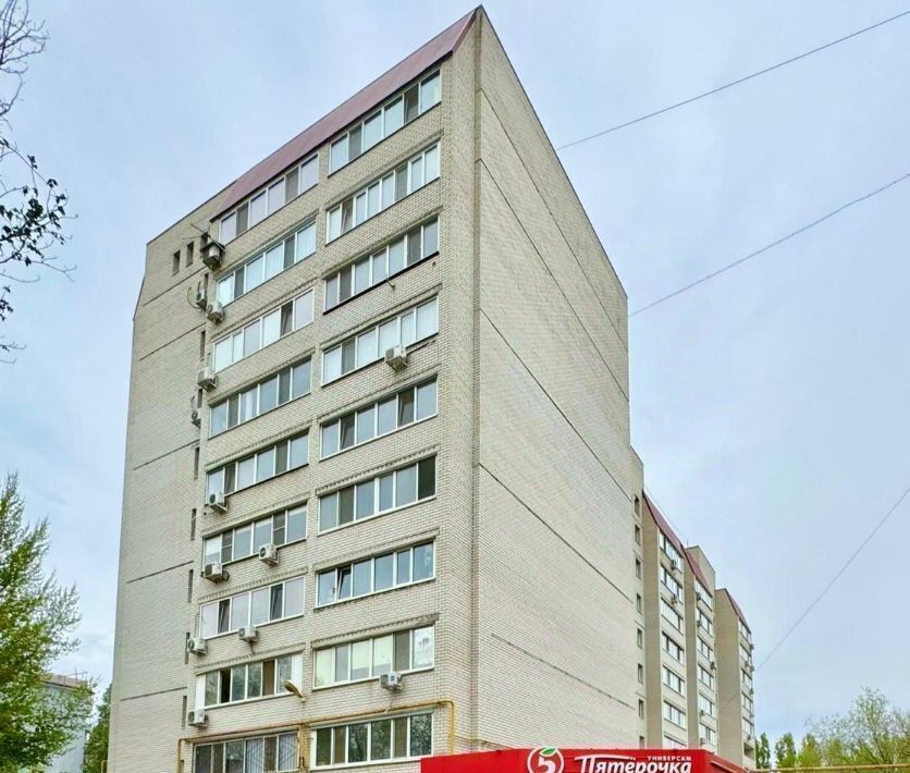 квартира г Саратов р-н Ленинский ул им Тархова С.Ф. 19в фото 1