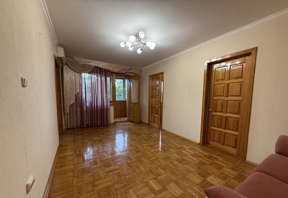 квартира г Краснодар р-н Карасунский ул им. Дмитрия Благоева 14 фото 2