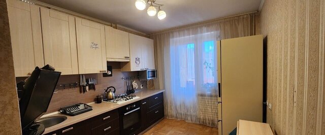 р-н Кировский ул Генерала Горбатова 7 фото