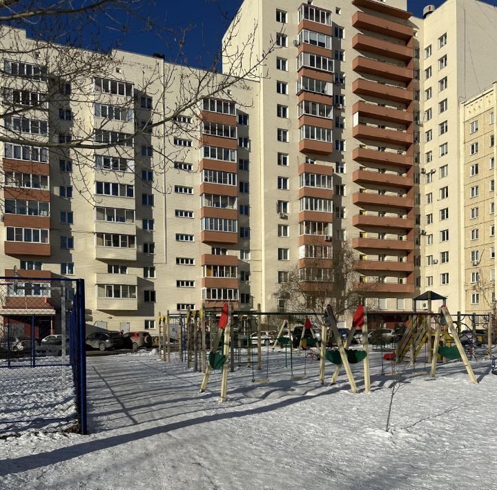 квартира г Челябинск р-н Центральный ул Братьев Кашириных 151 фото 3