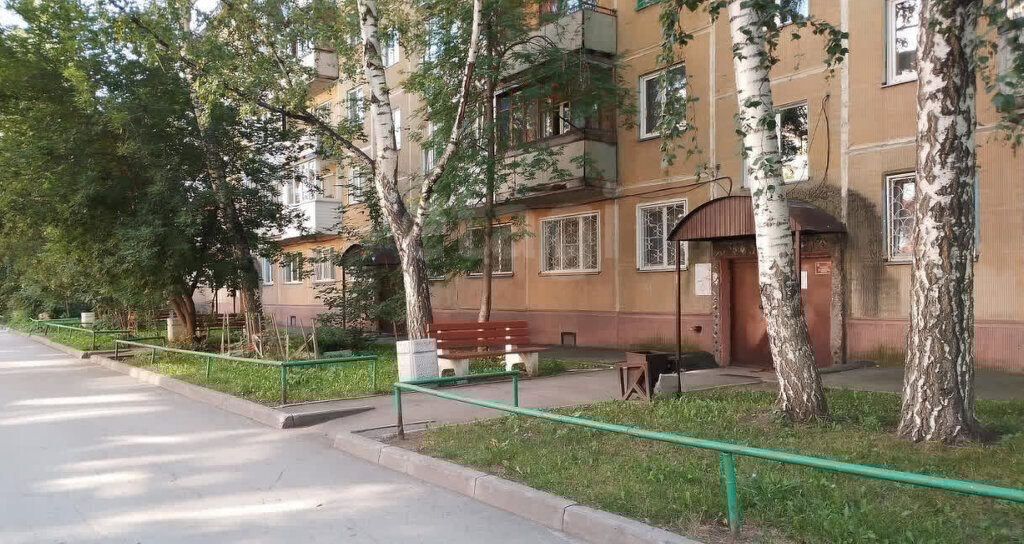 квартира г Новосибирск р-н Дзержинский Золотая Нива ул Адриена Лежена 30/1 фото 14