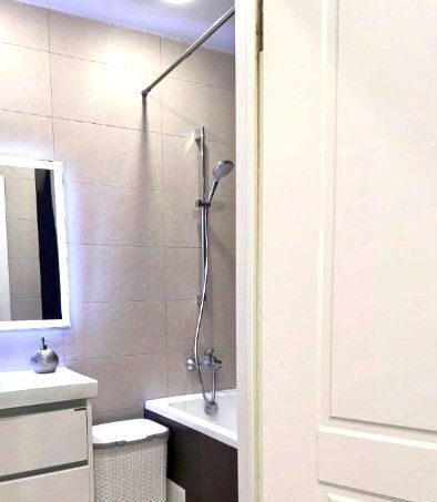 квартира г Екатеринбург р-н Октябрьский б-р Новосинарский 5 фото 9