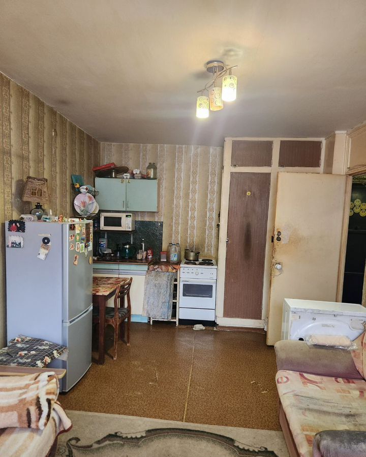 комната г Челябинск р-н Калининский ул Молодогвардейцев 41ак/2 фото 3