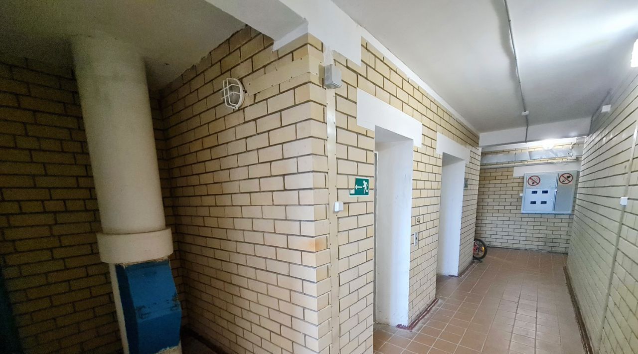 квартира г Сургут ул Есенина 8 41-й фото 37