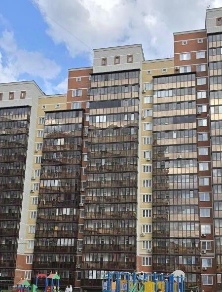 квартира г Омск р-н Кировский ул. Б. Г. Шаронова, 19 фото 24