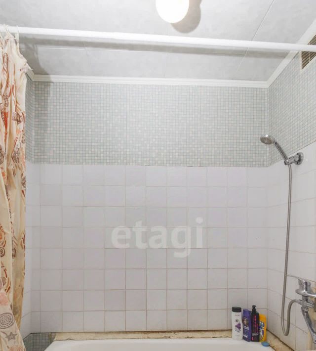 квартира г Омск р-н Кировский ул Крупской 19 Кировский АО фото 16