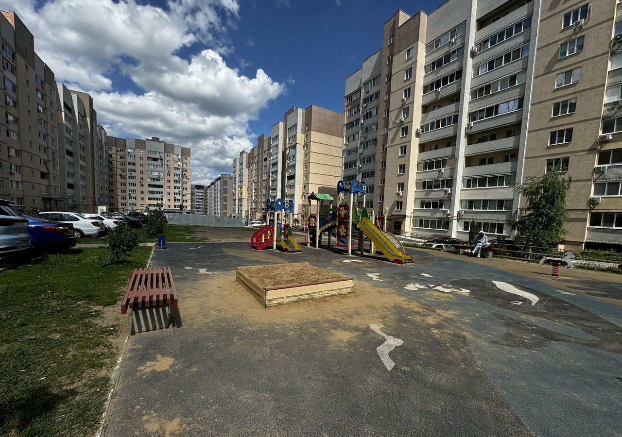 квартира г Саратов р-н Кировский Солнечный 2 ул им Лисина С.П. 13 фото 18