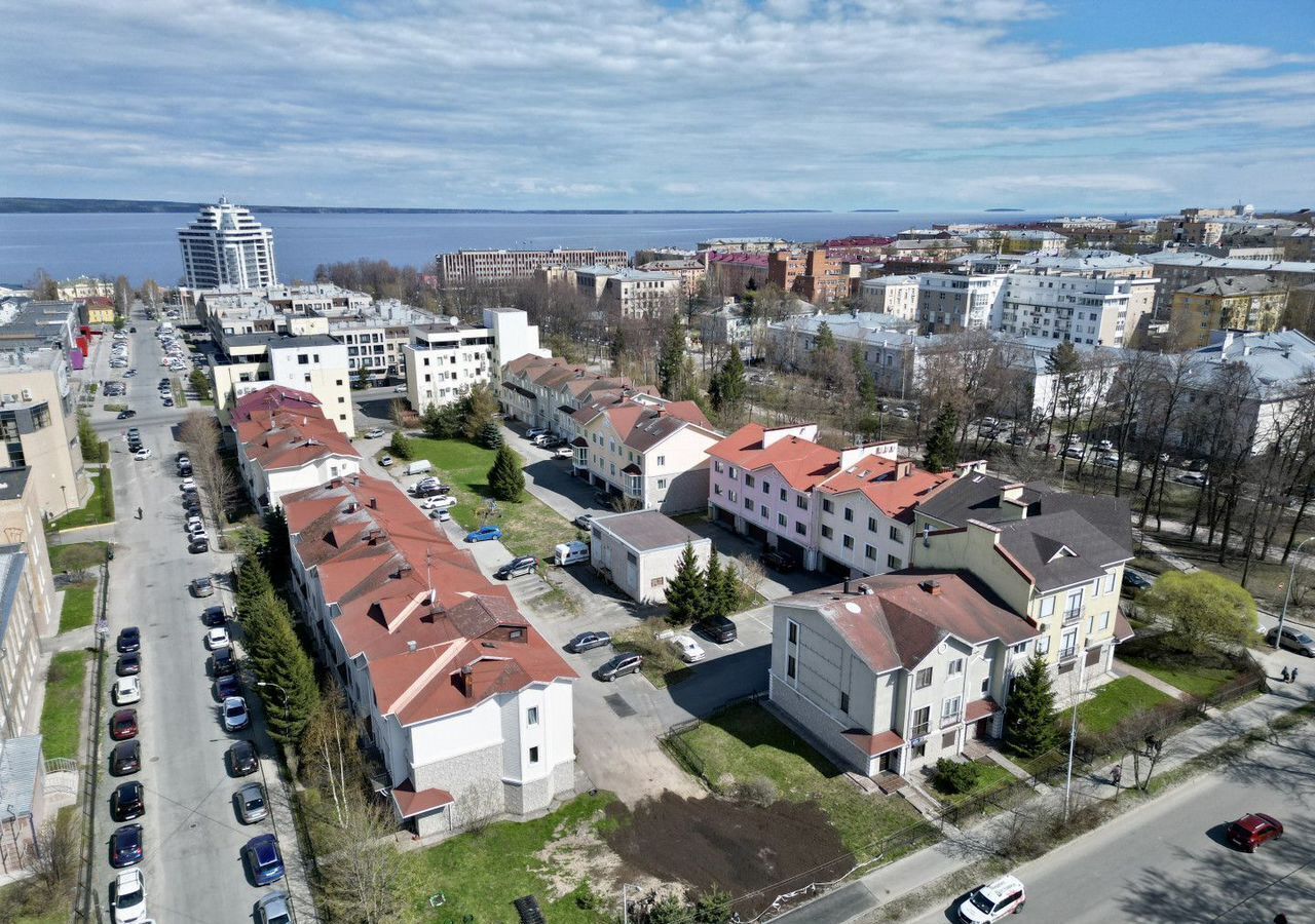 дом г Петрозаводск р-н Центр ул Еремеева 42 Центр район Петрозаводска фото 6