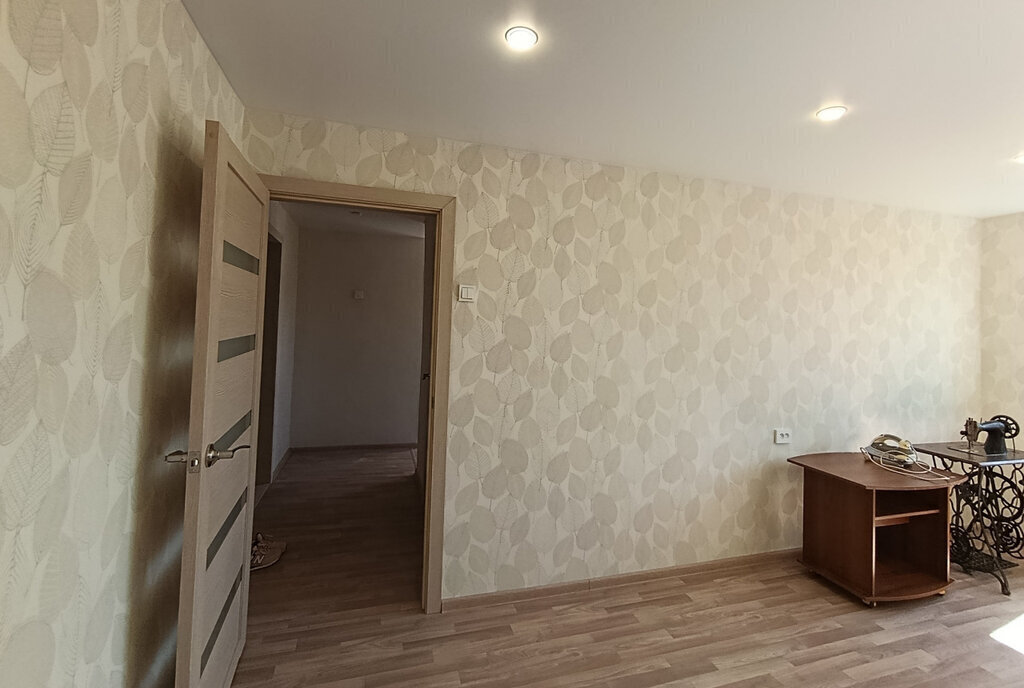 квартира г Нижний Тагил р-н Ленинский ул Циолковского 11 фото 13