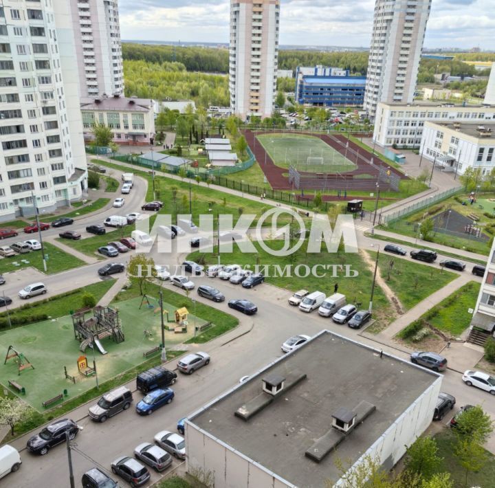 квартира г Москва метро Бульвар Дмитрия Донского ул Маршала Савицкого 28 фото 8