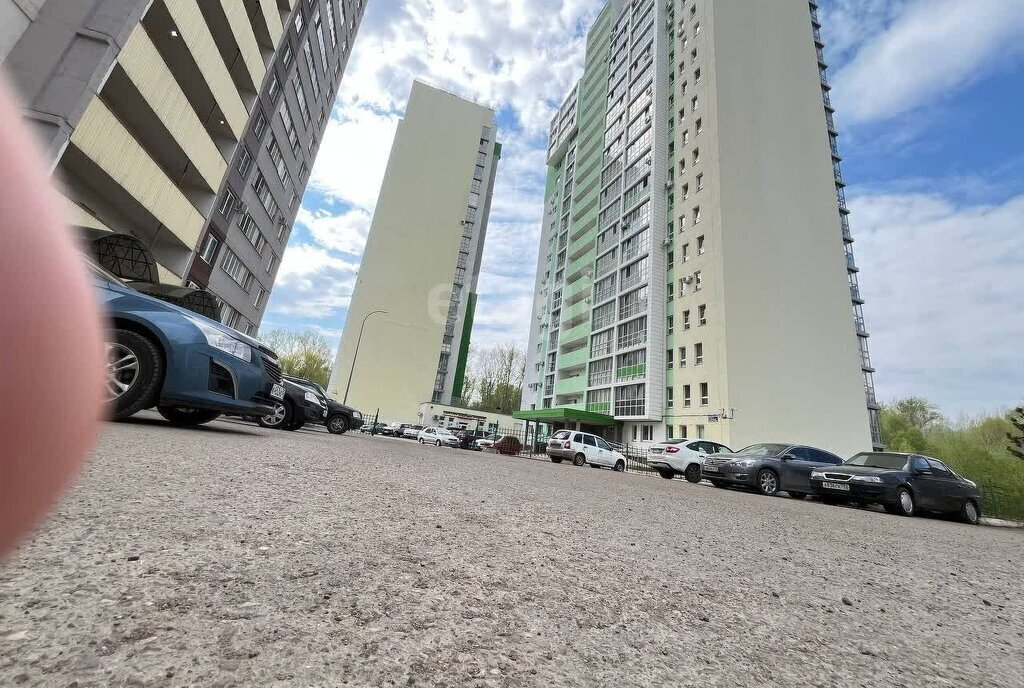 квартира г Уфа р-н Калининский улица Набережная Моторостроителей, 15 фото 27