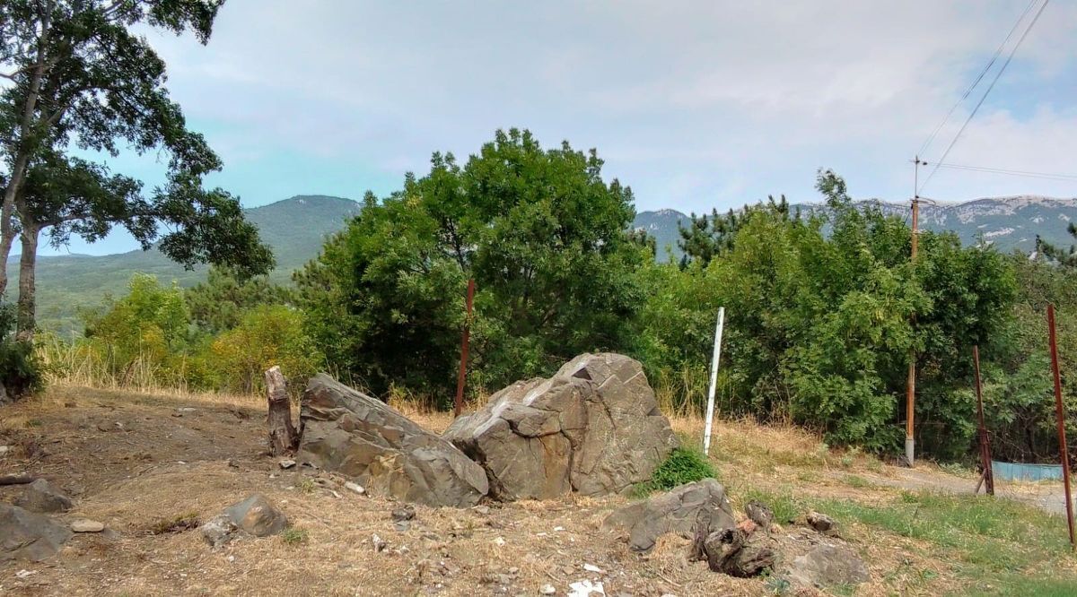 земля г Алушта с Лавровое фото 4