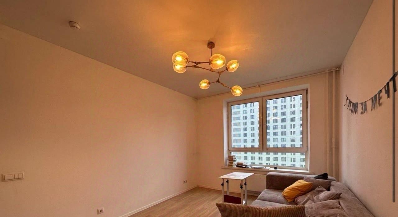 квартира г Москва метро Саларьево ул Саларьевская 10к/2 фото 3