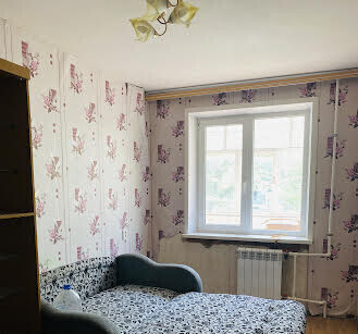квартира г Тольятти р-н Автозаводский 7-й квартал пр-кт Степана Разина 52 м-н фото 2