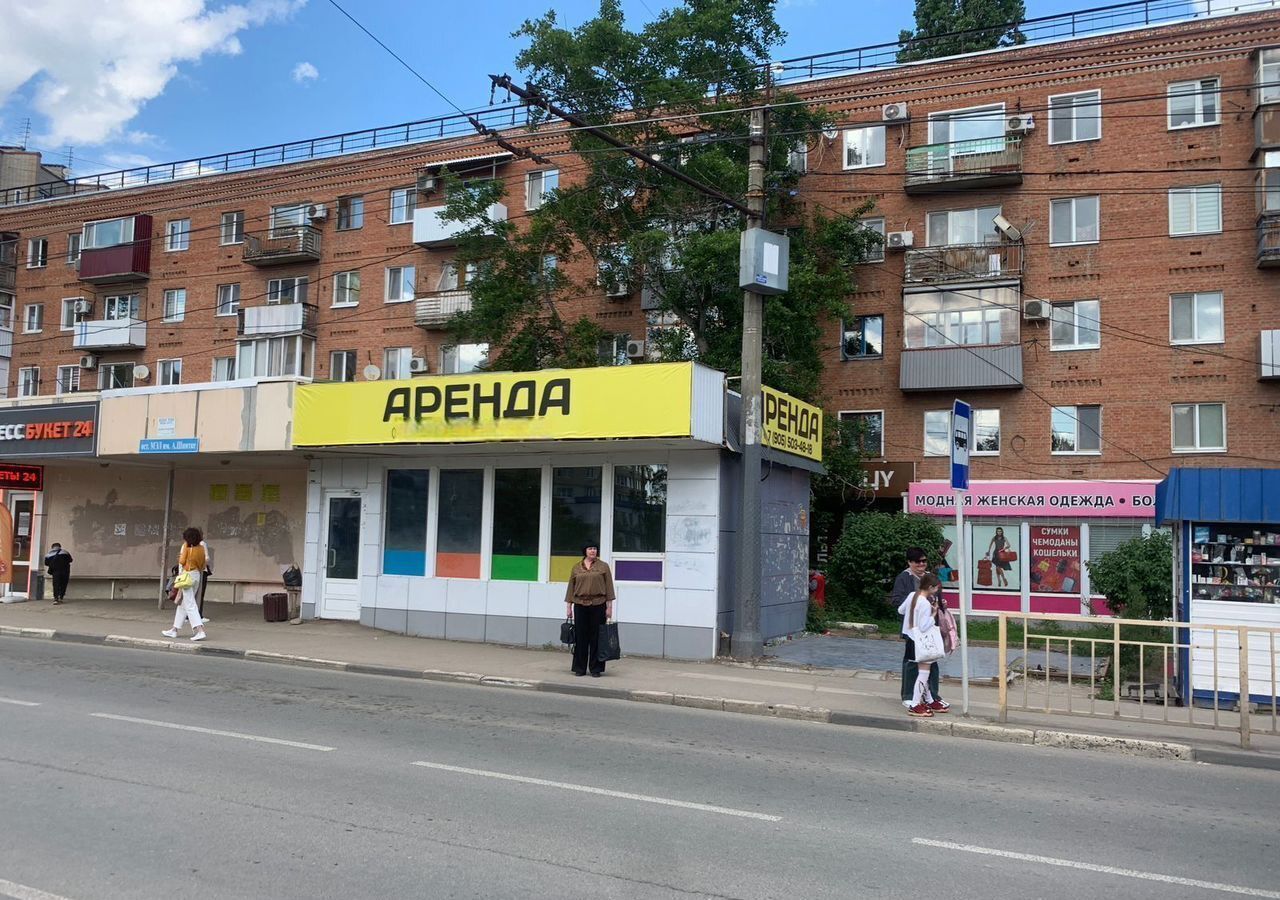торговое помещение г Энгельс ул Тельмана 1а Энгельсский р-н, муниципальное образование фото 1