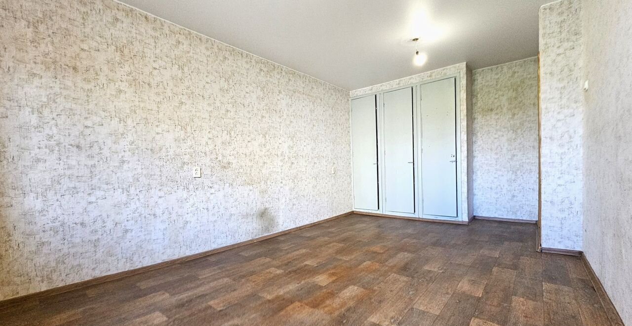 комната г Колпино б-р Трудящихся 33к/3 р-н Колпинский фото 1