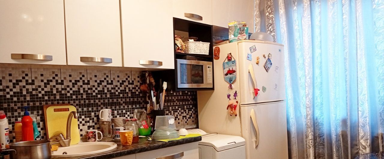 квартира г Таганрог ул Сергея Шило 200/3 фото 2