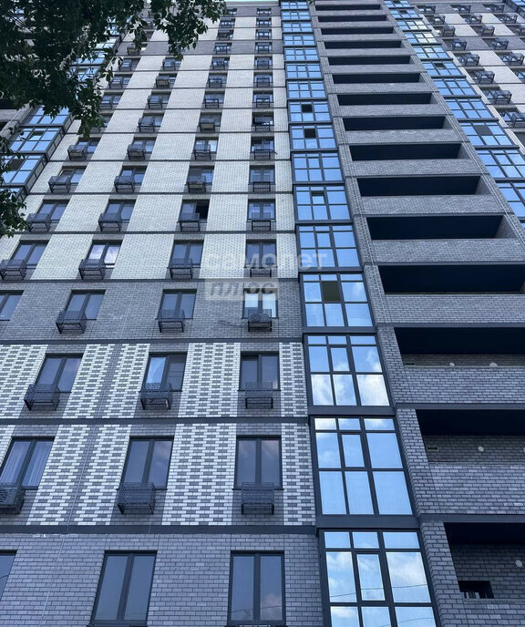 квартира г Волгоград р-н Тракторозаводский ул Ополченская 27б фото 9