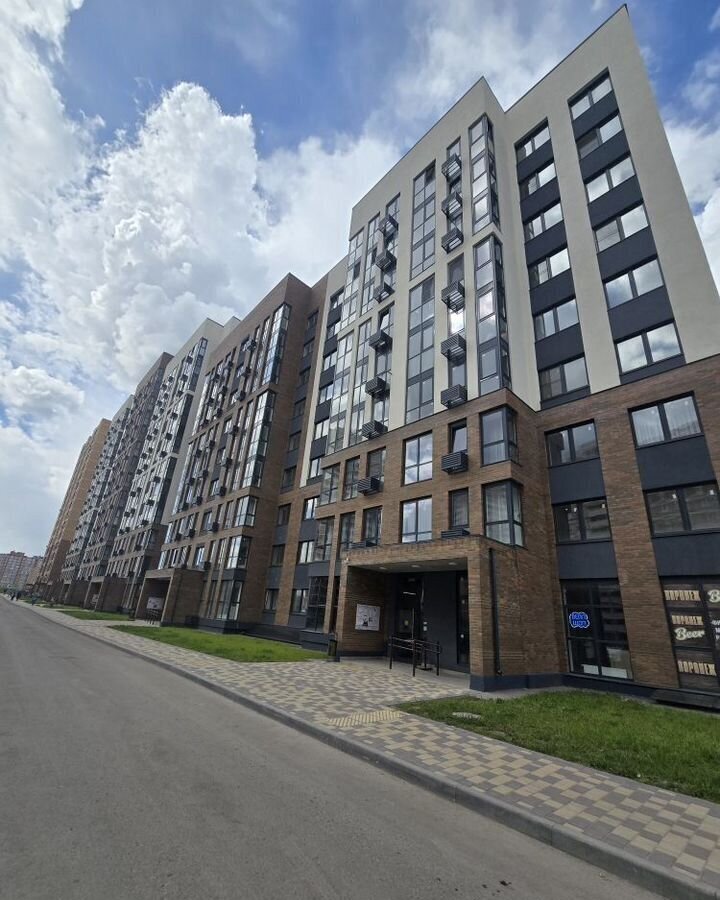 квартира г Тула р-н Центральный ул. Героя России Макаровца, 3, с. Осиновая Гора фото 1