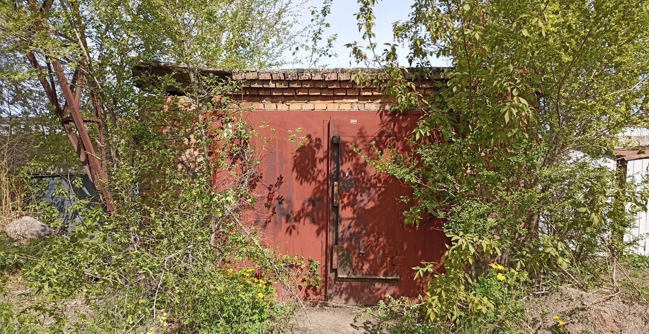 гараж г Красноярск р-н Свердловский ул 60 лет Октября 1с/66 130А фото 2