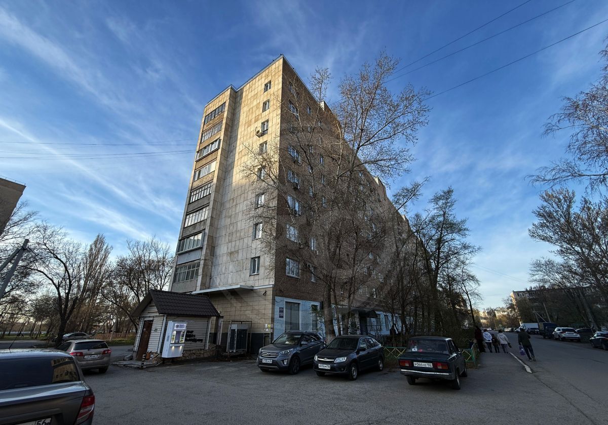 квартира г Оренбург р-н Дзержинский пр-кт Победы 150 фото 22